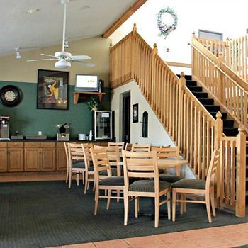 Boarders Inn & Suites By Cobblestone Hotels - Wautoma Luaran gambar