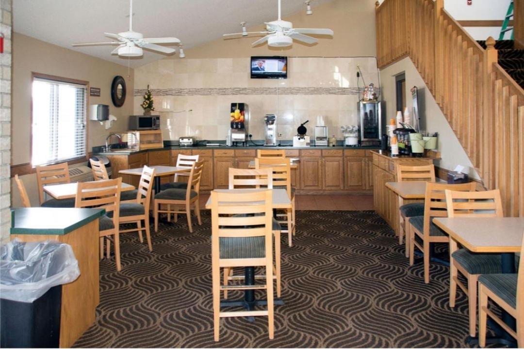 Boarders Inn & Suites By Cobblestone Hotels - Wautoma Luaran gambar