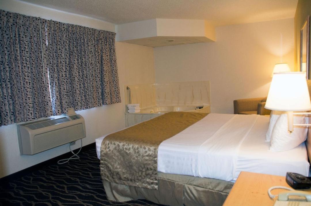 Boarders Inn & Suites By Cobblestone Hotels - Wautoma Luaran gambar