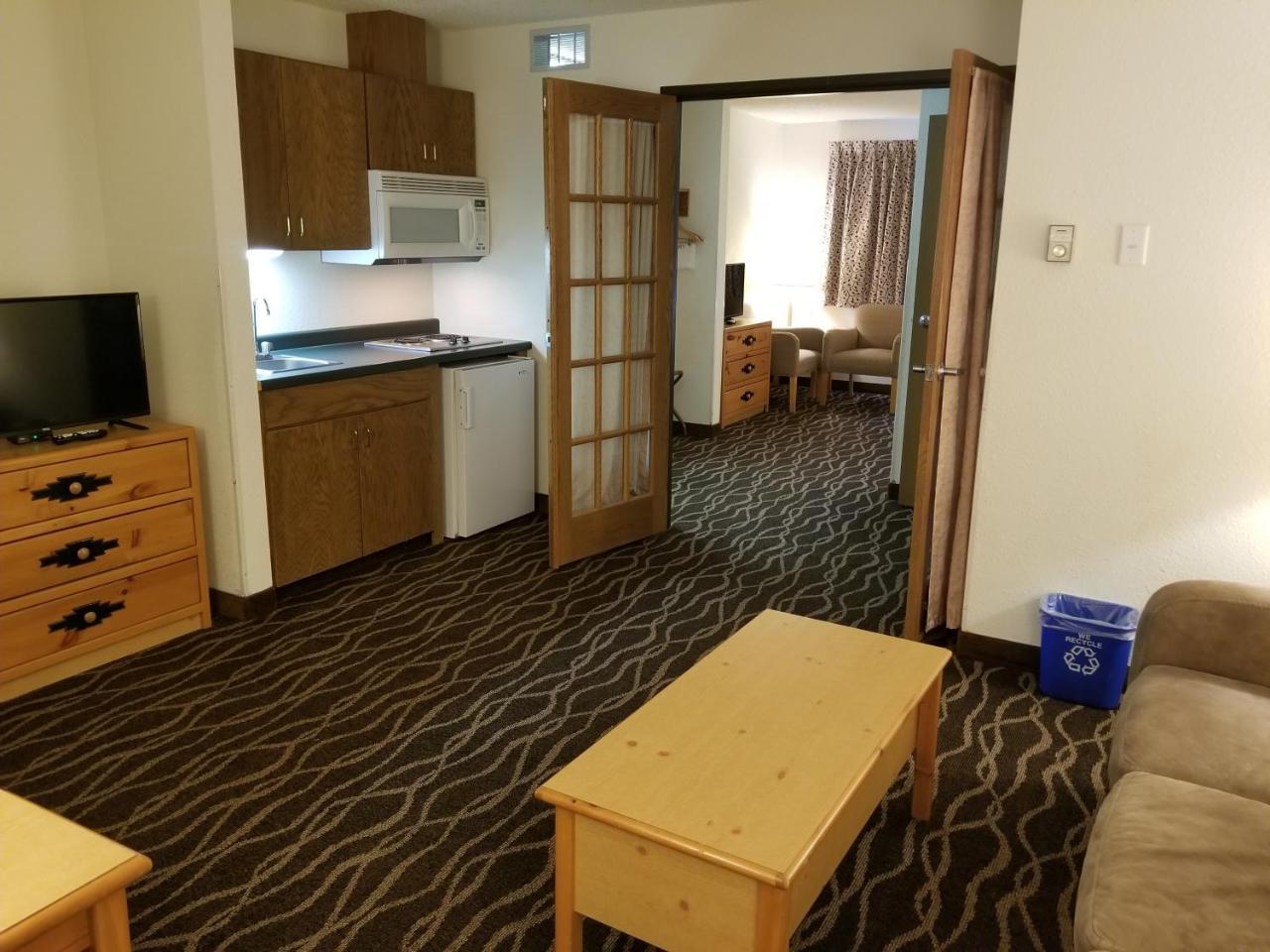 Boarders Inn & Suites By Cobblestone Hotels - Wautoma Luaran gambar