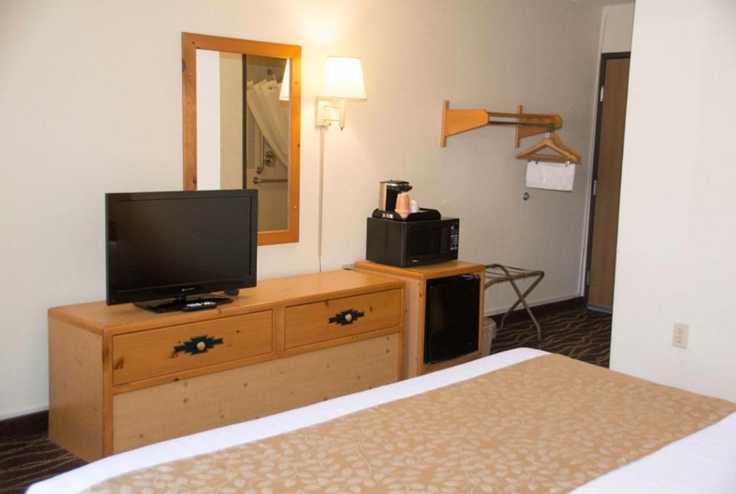 Boarders Inn & Suites By Cobblestone Hotels - Wautoma Luaran gambar