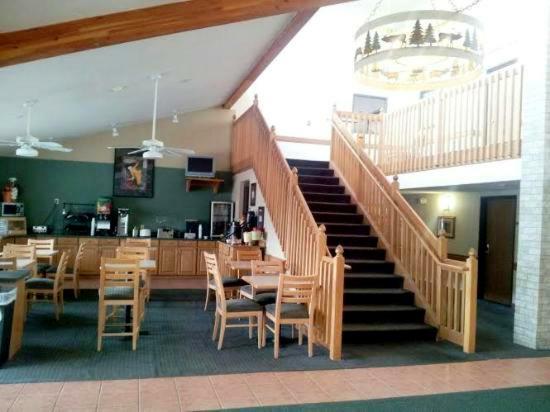 Boarders Inn & Suites By Cobblestone Hotels - Wautoma Luaran gambar